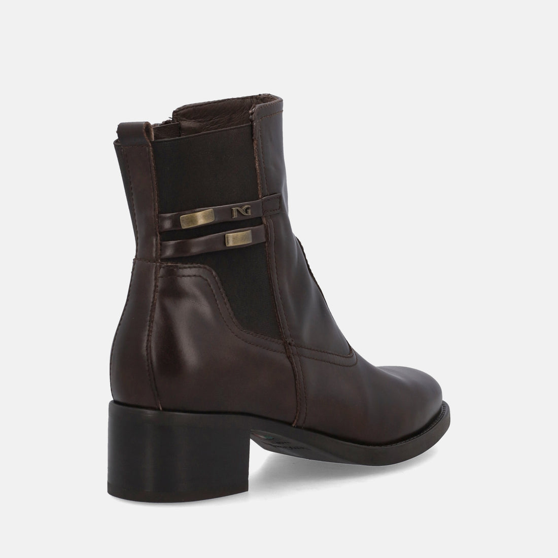 NERO GIARDINI TRONCHETTI