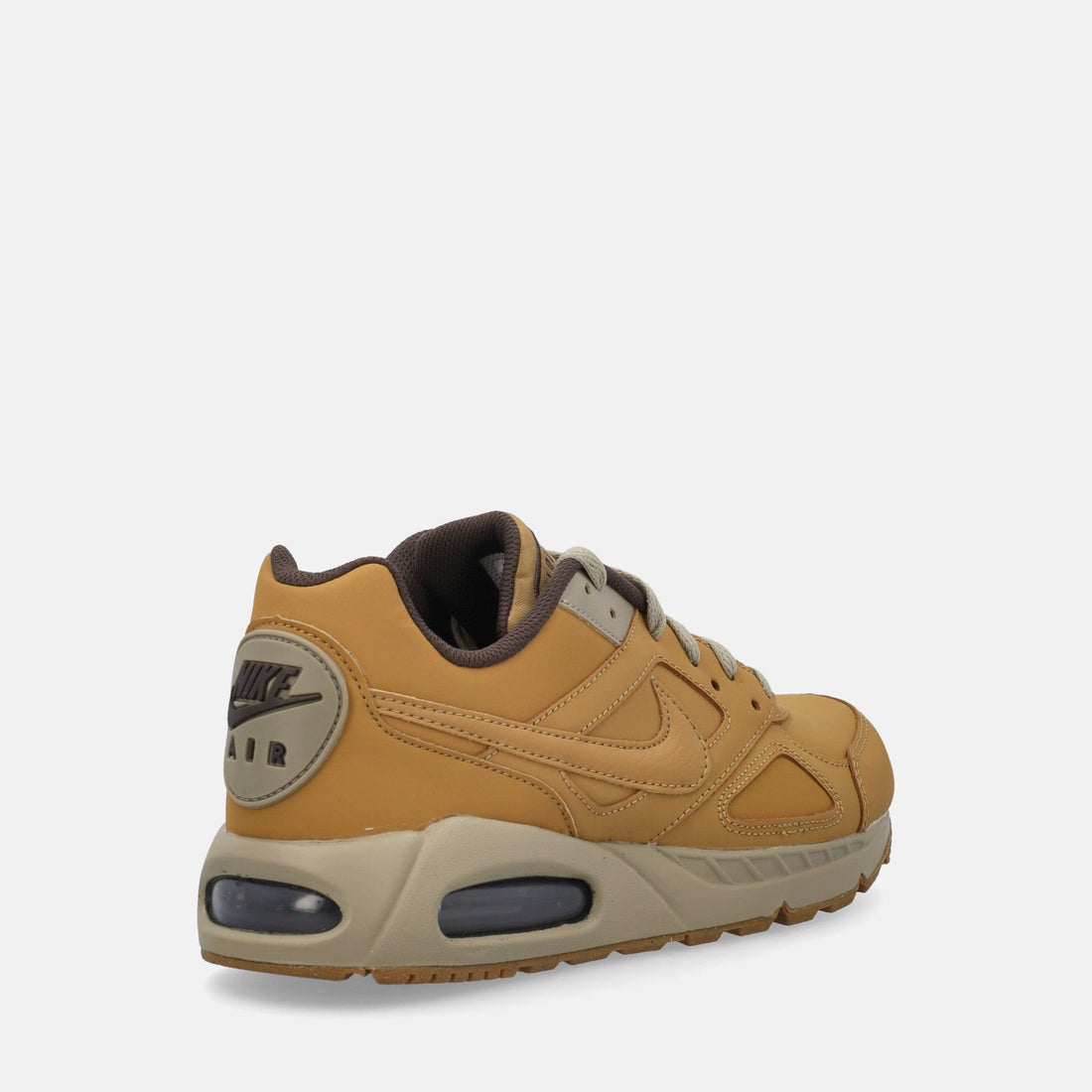 NIKE AIR MAX IVO