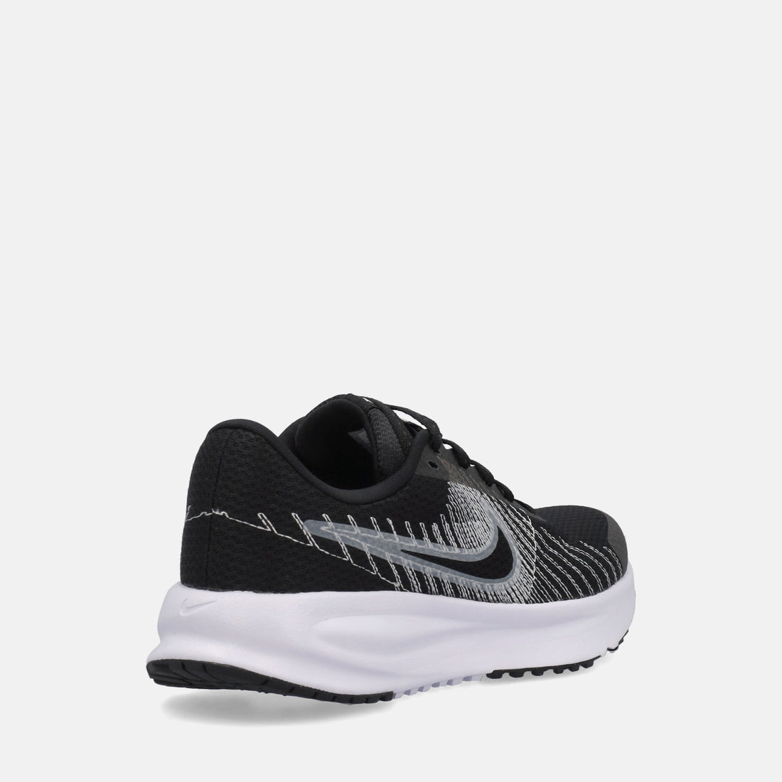 NIKE RUN DEFY