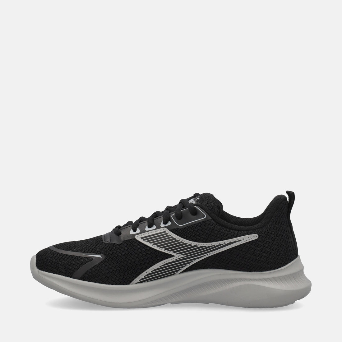 DIADORA ROBIN 7