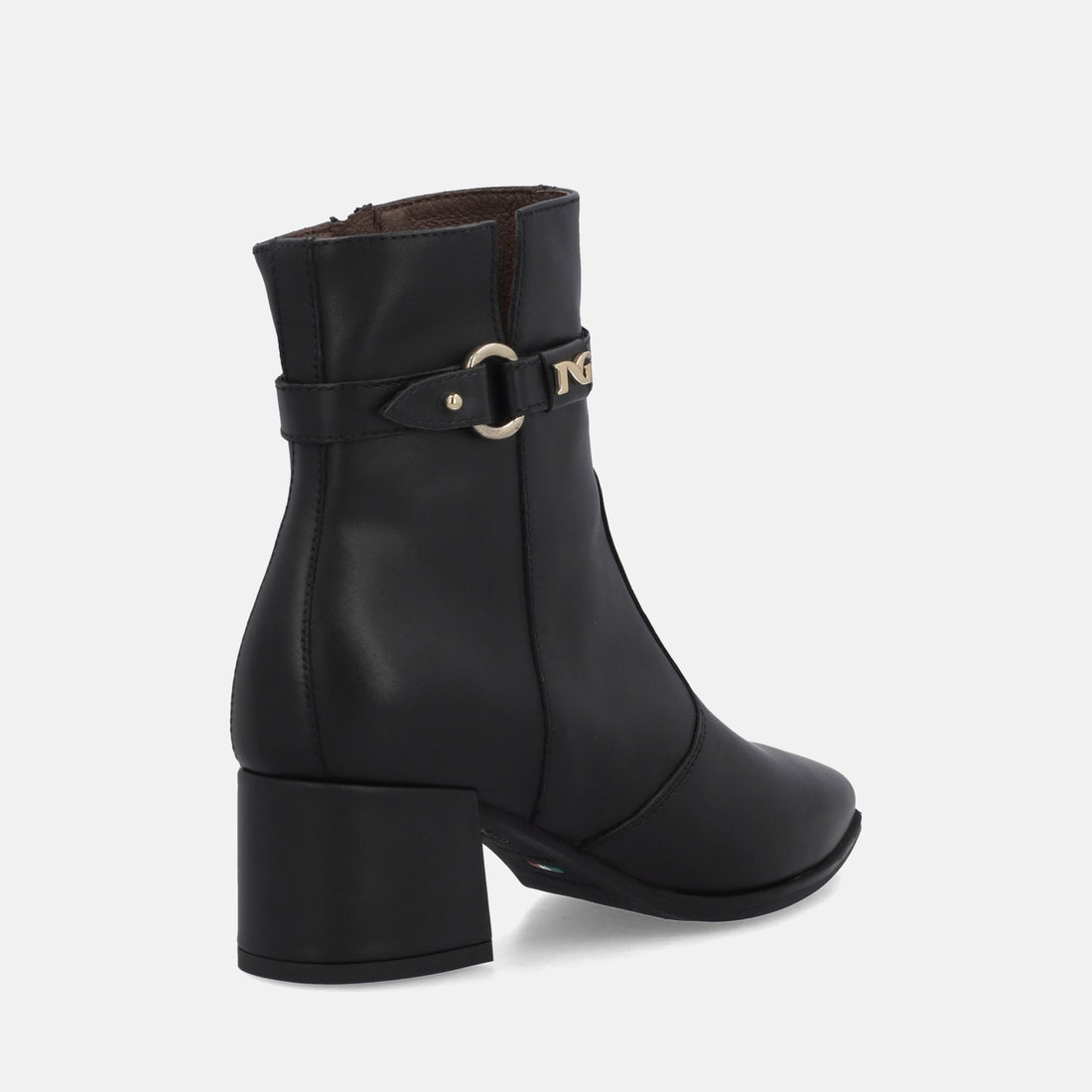 NERO GIARDINI TRONCHETTI