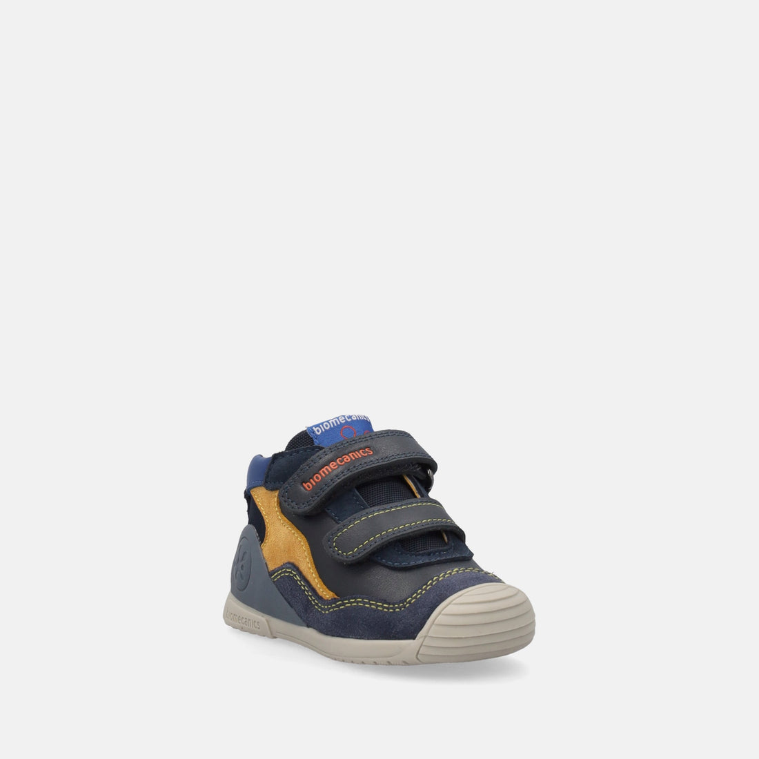 BIOMECANICS SNEAKERS
