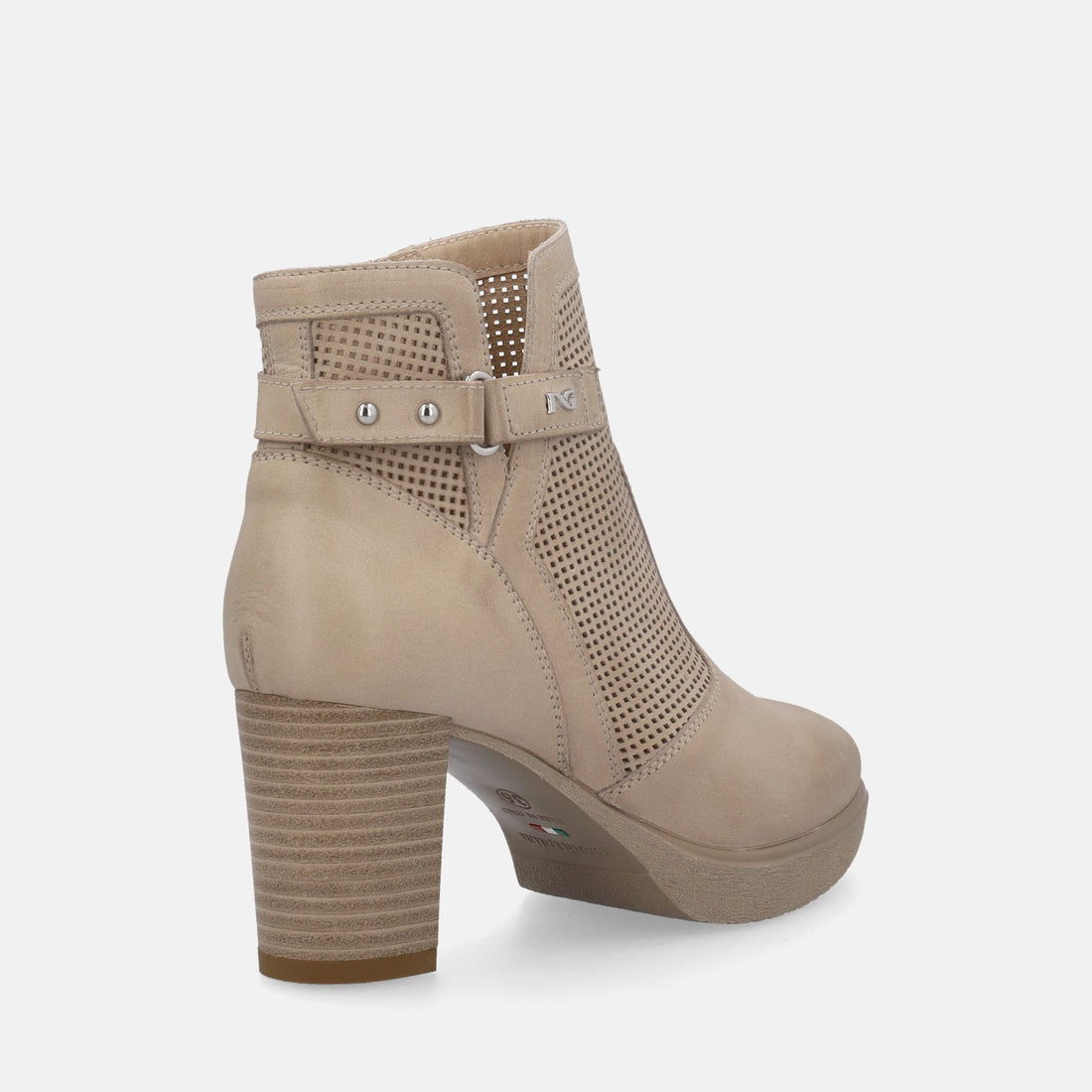 NERO GIARDINI TRONCHETTI