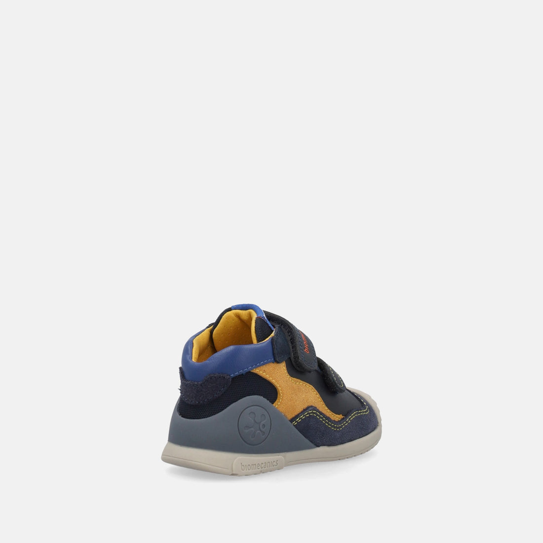 BIOMECANICS SNEAKERS