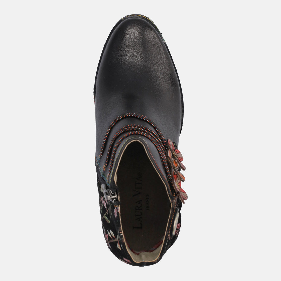 LAURA VITA MAEVAO 0123