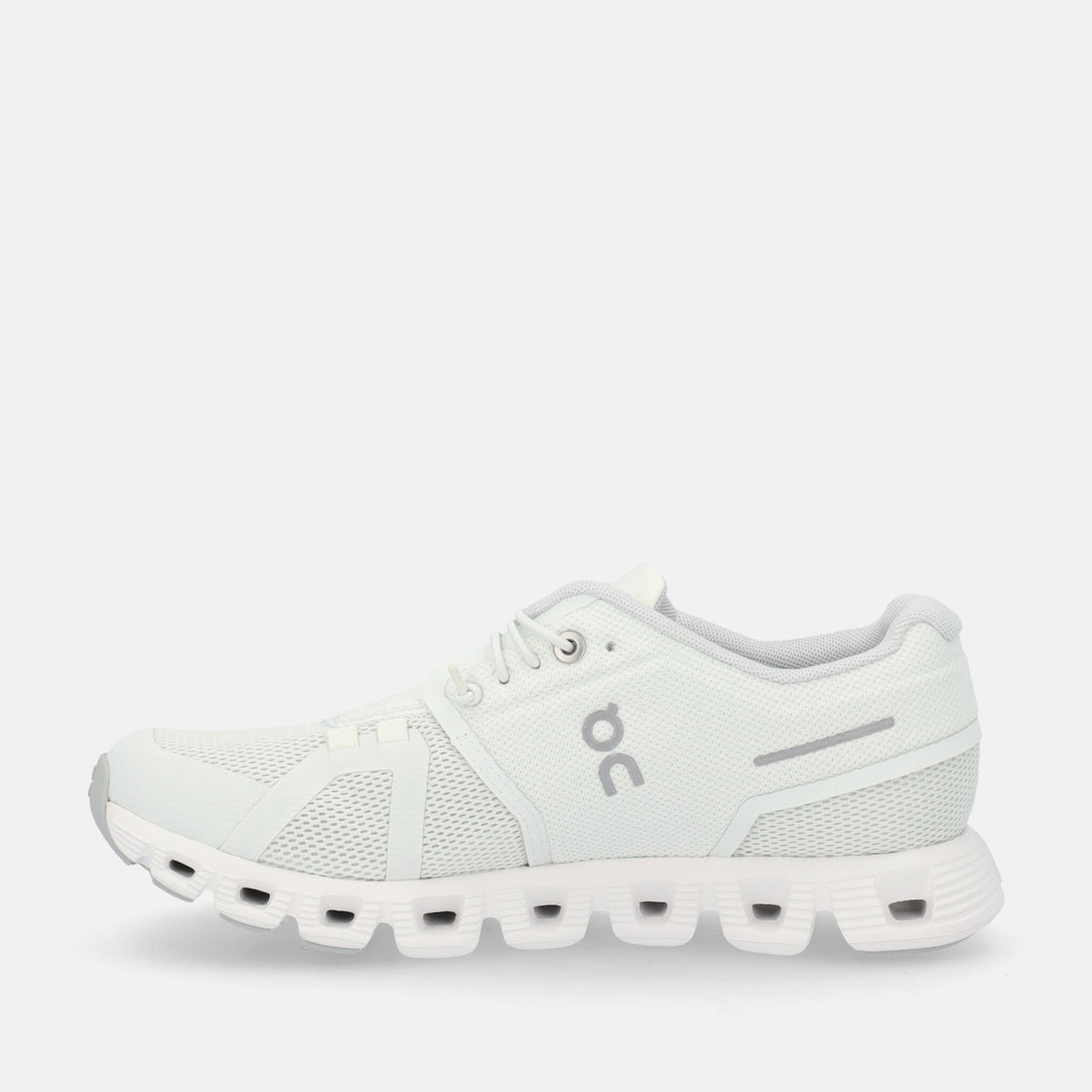 ON CLOUD 5