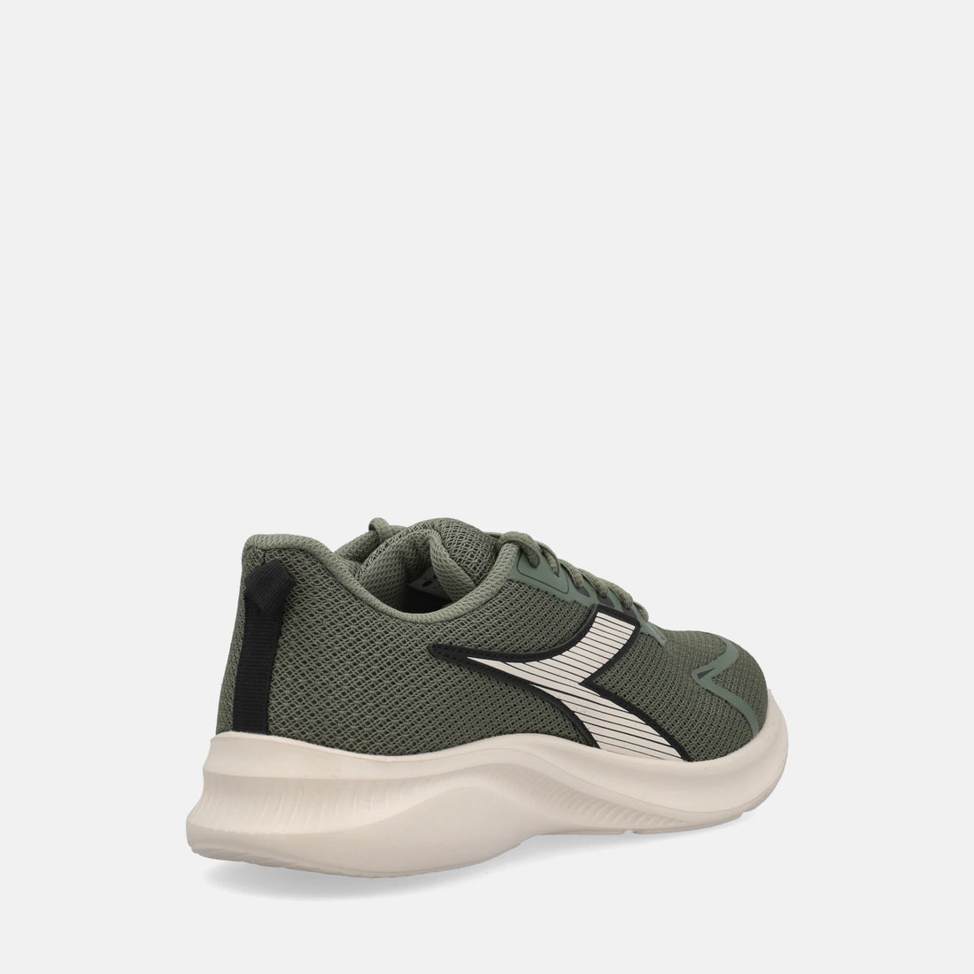 DIADORA ROBIN 7