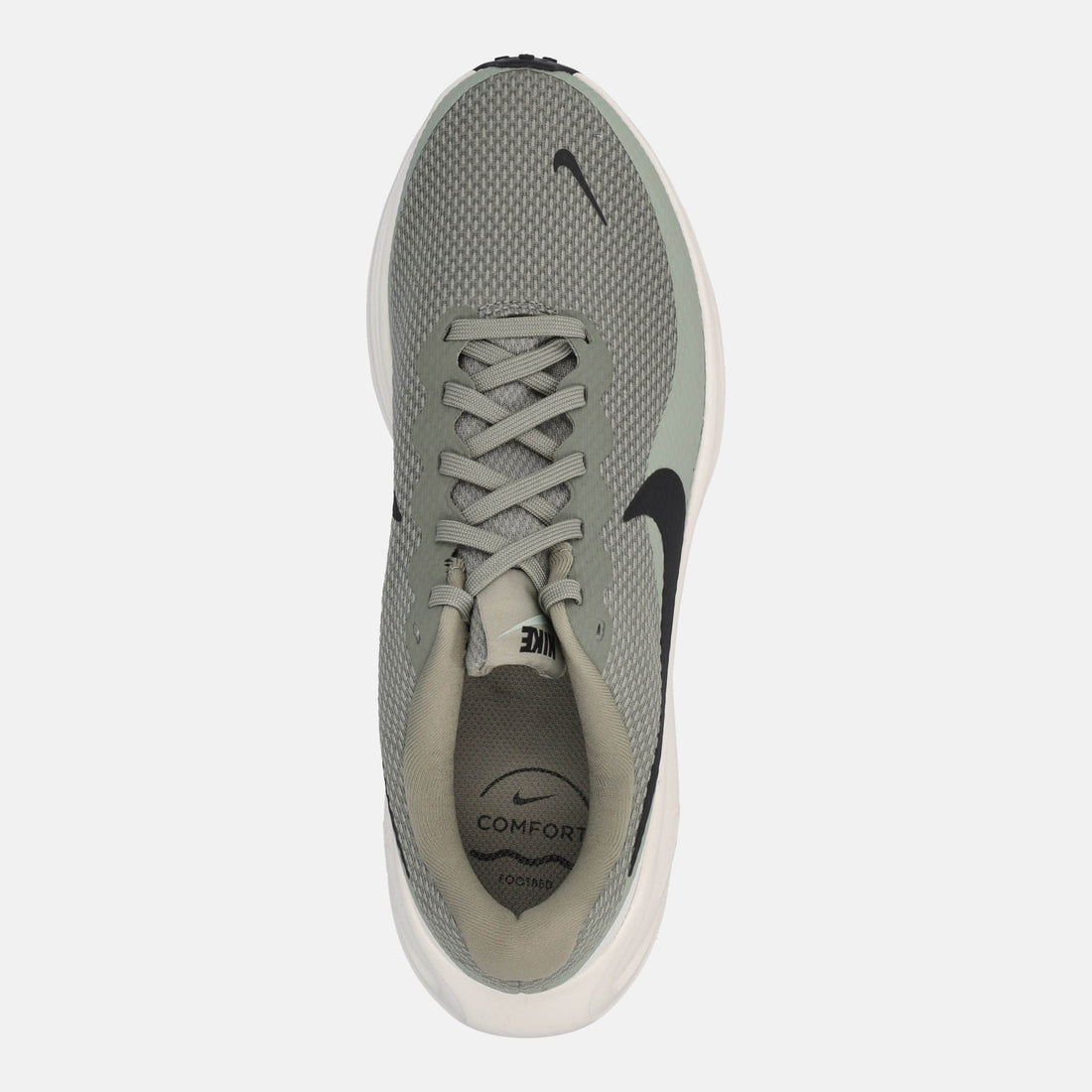 NIKE REVOLUTION 8