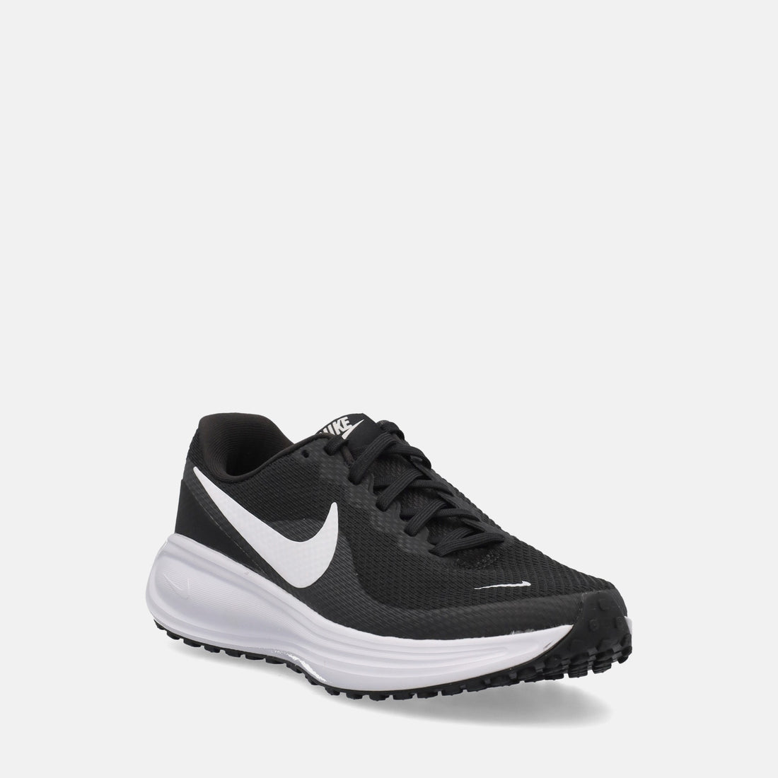 NIKE REVOLUTION 8