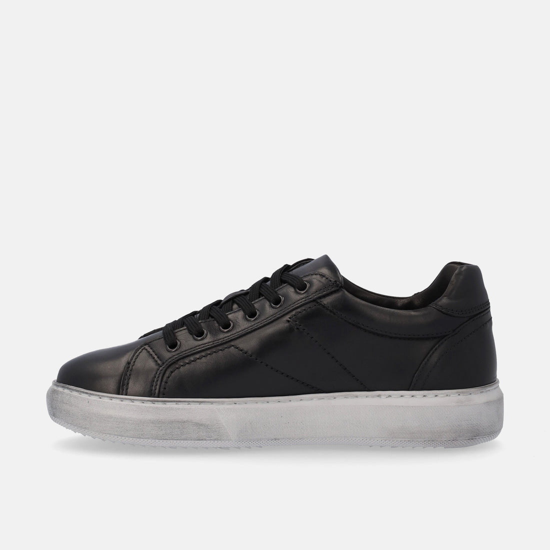 Sneakers uomo Nero Giardini in pelle