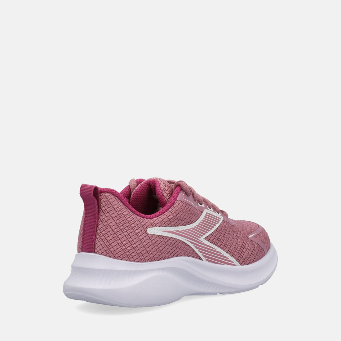 DIADORA ROBIN 7