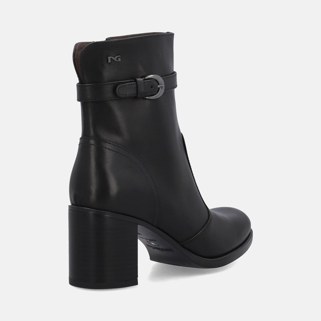 NERO GIARDINI TRONCHETTI