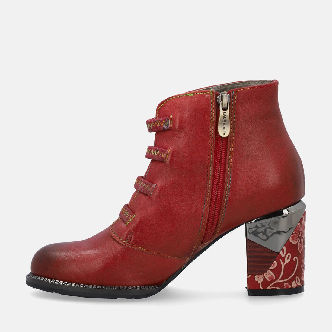 LAURA VITA MAEVAO 12