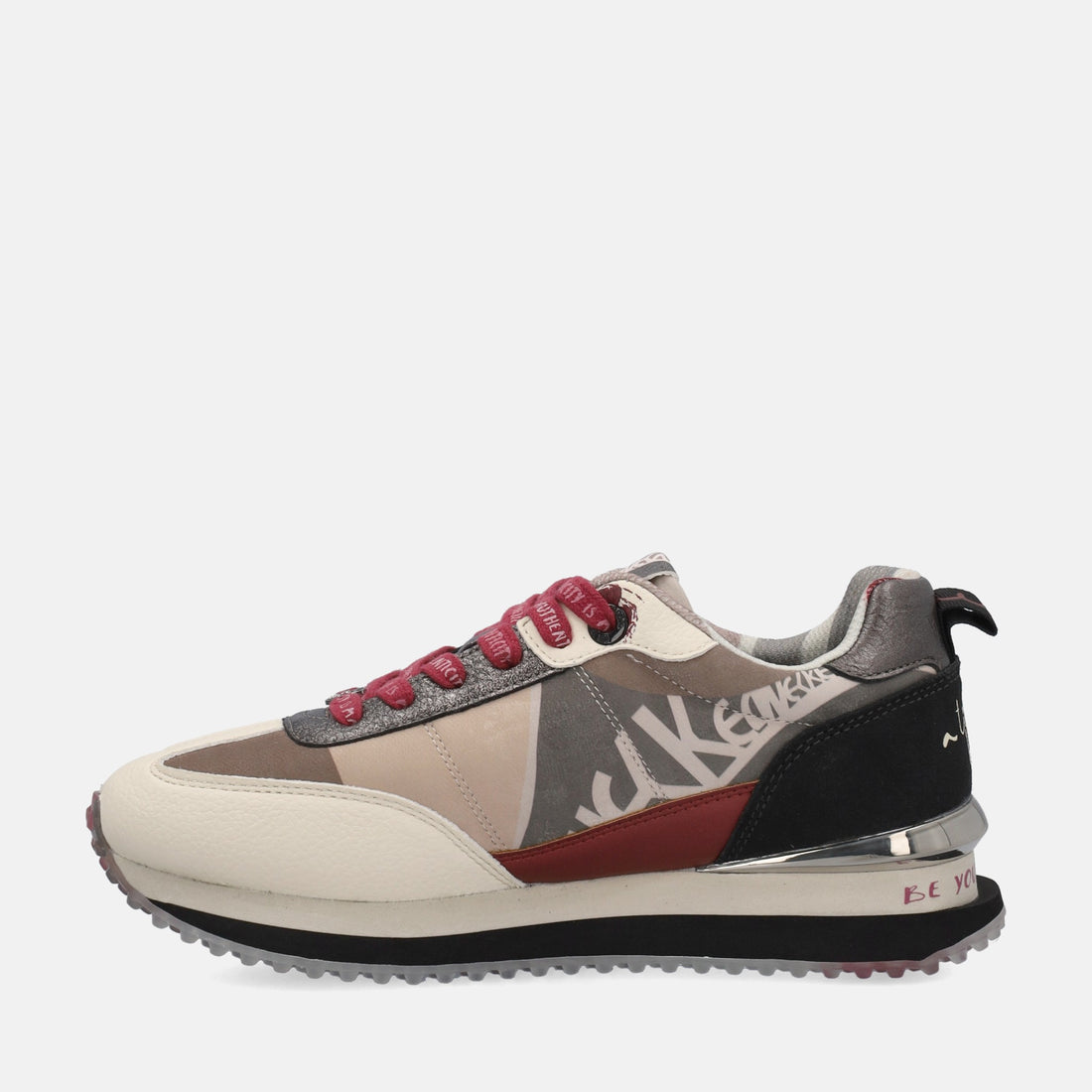 ANEKKE SNEAKERS
