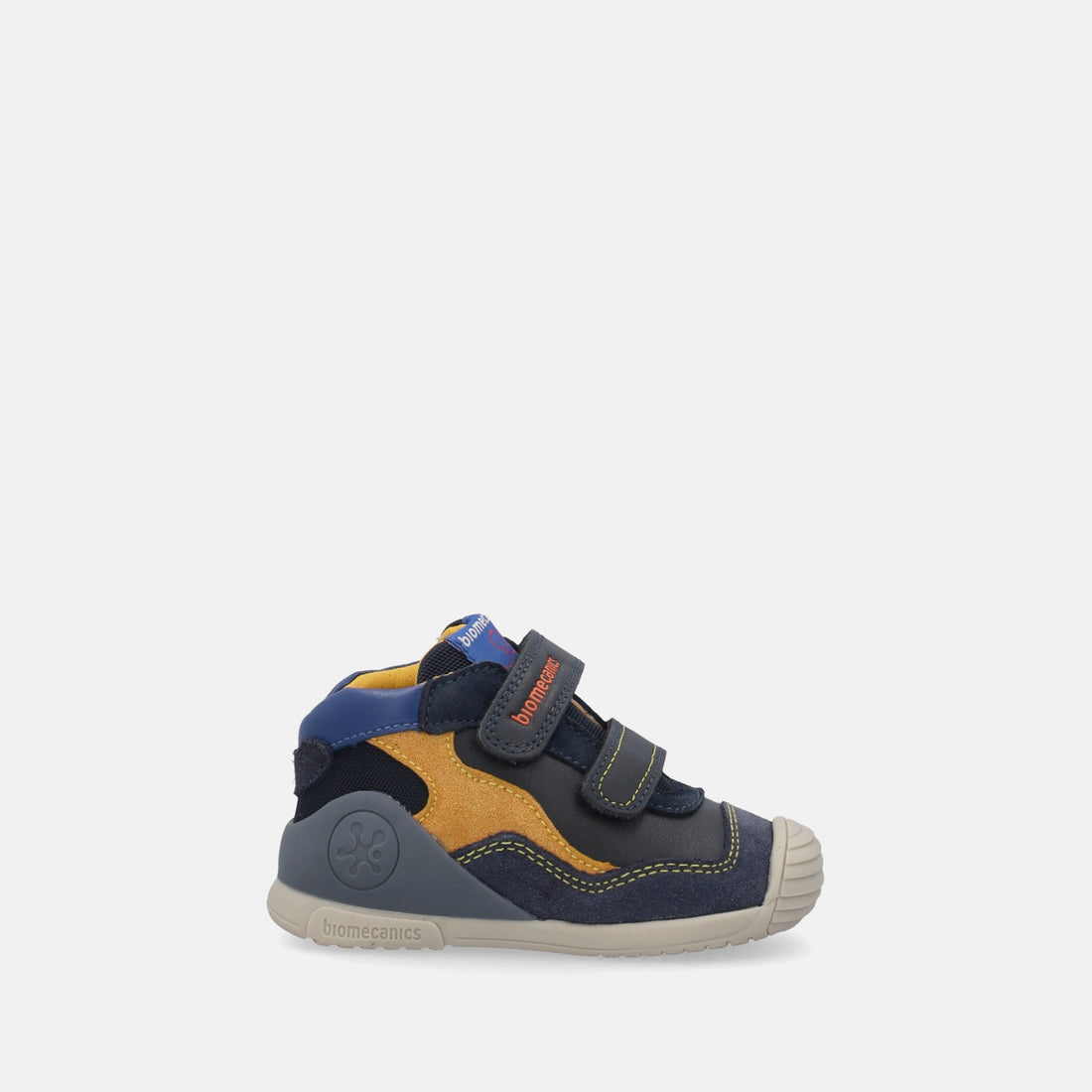 BIOMECANICS SNEAKERS