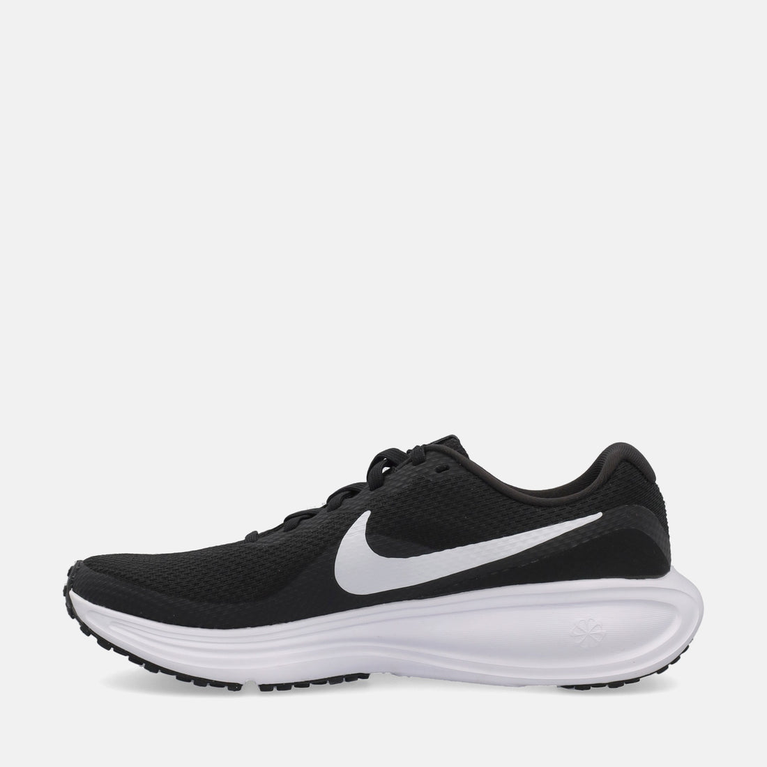 NIKE REVOLUTION 8