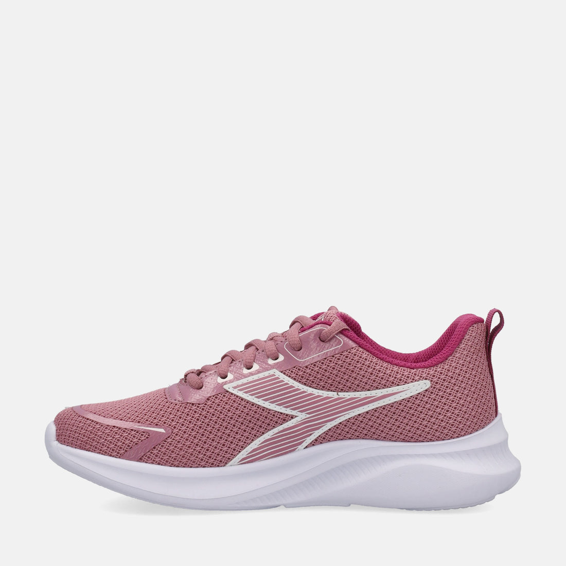 DIADORA ROBIN 7
