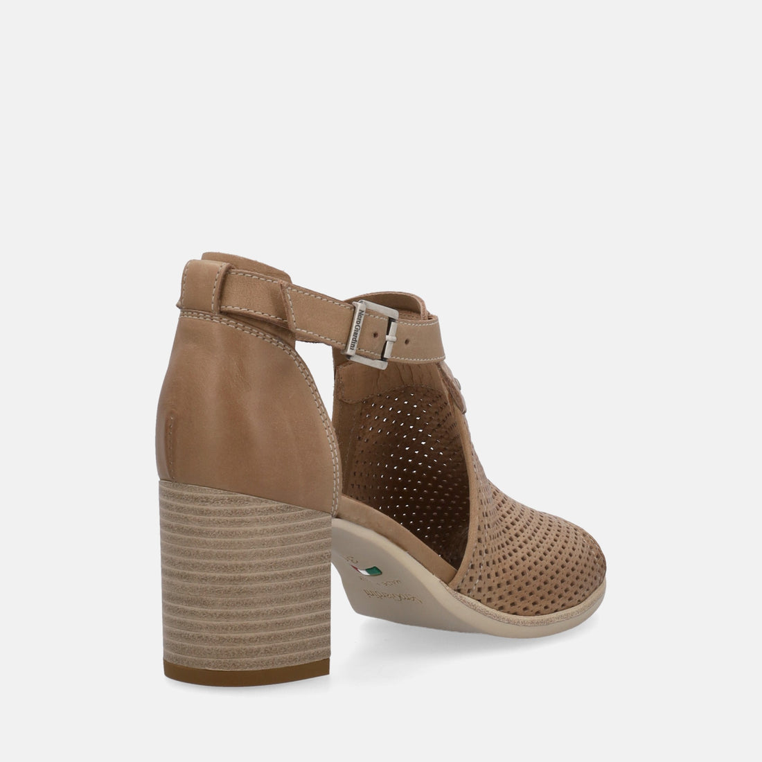 NERO GIARDINI SANDALI