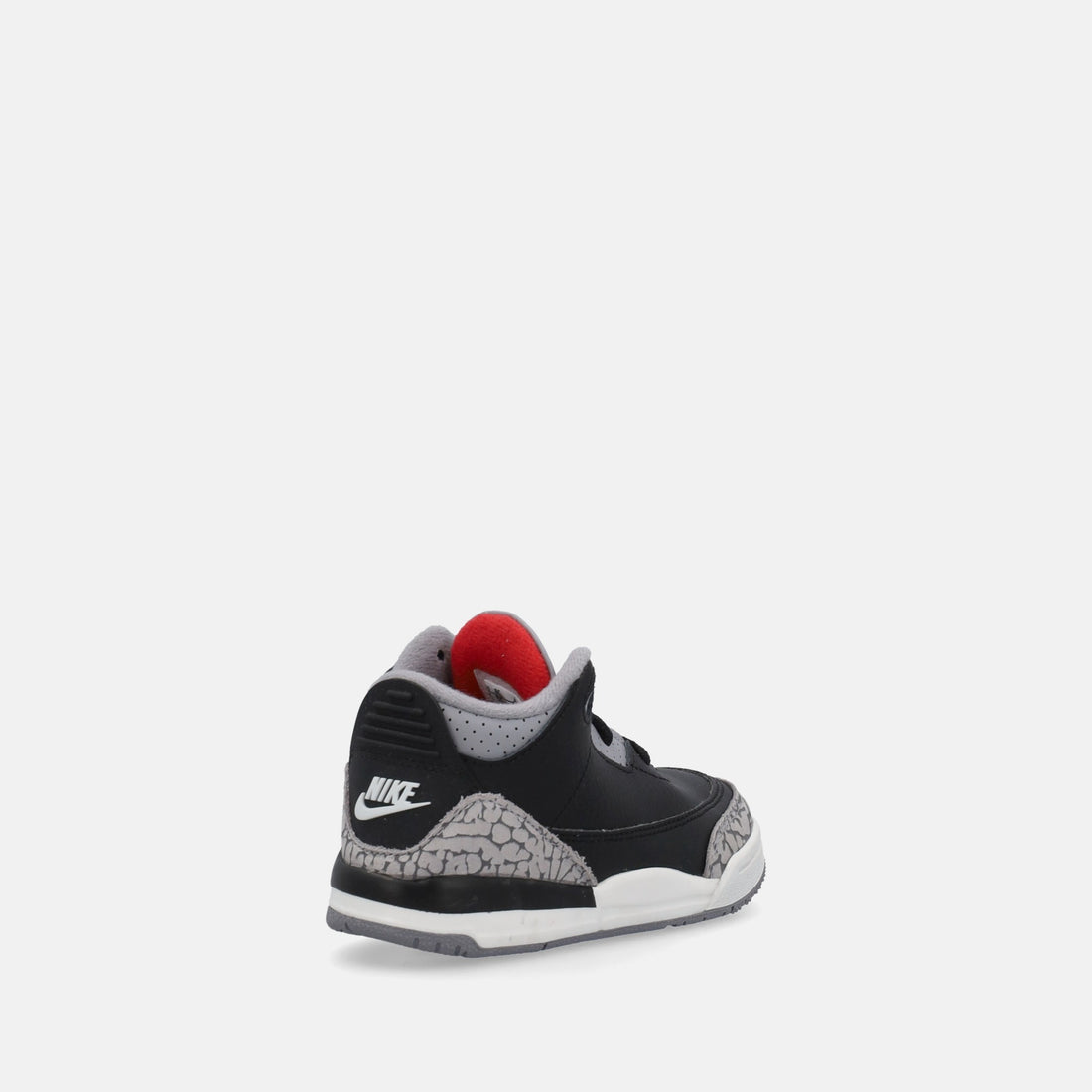 NIKE AIR JORDAN 3 RETRO