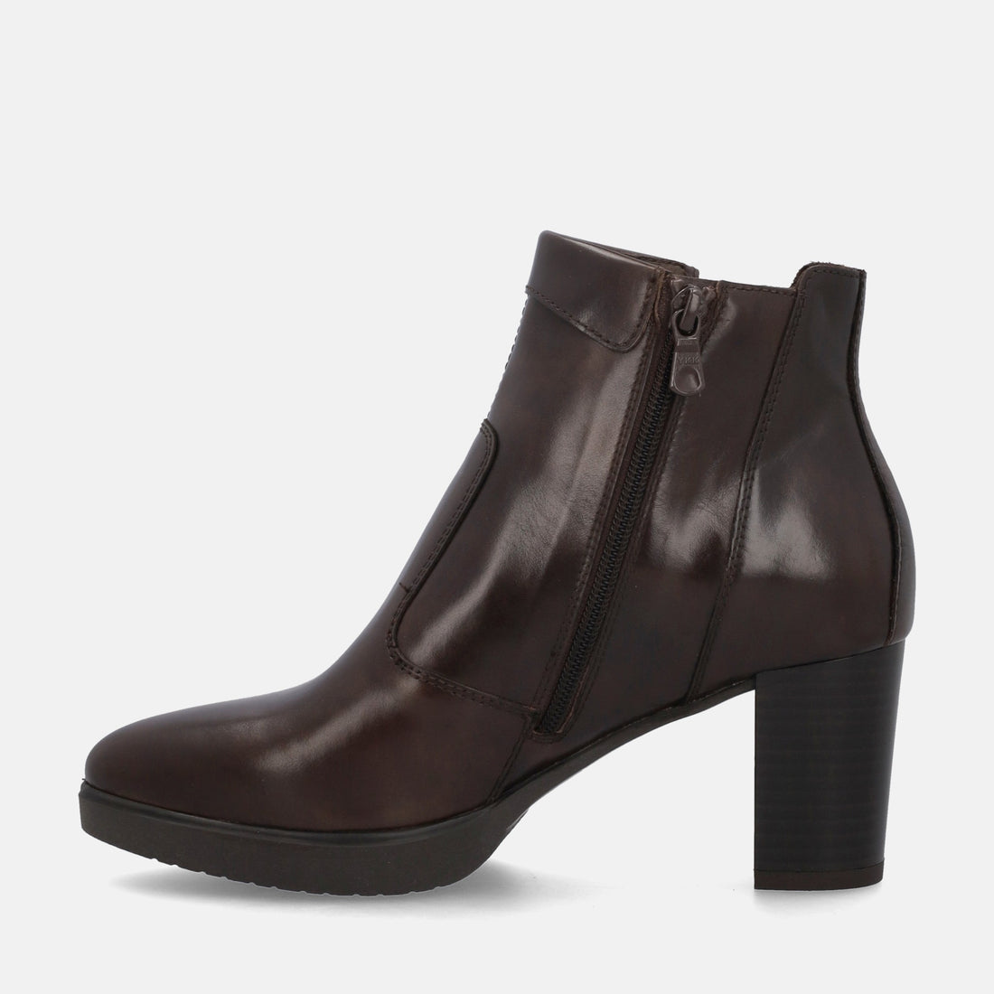 NERO GIARDINI TRONCHETTI