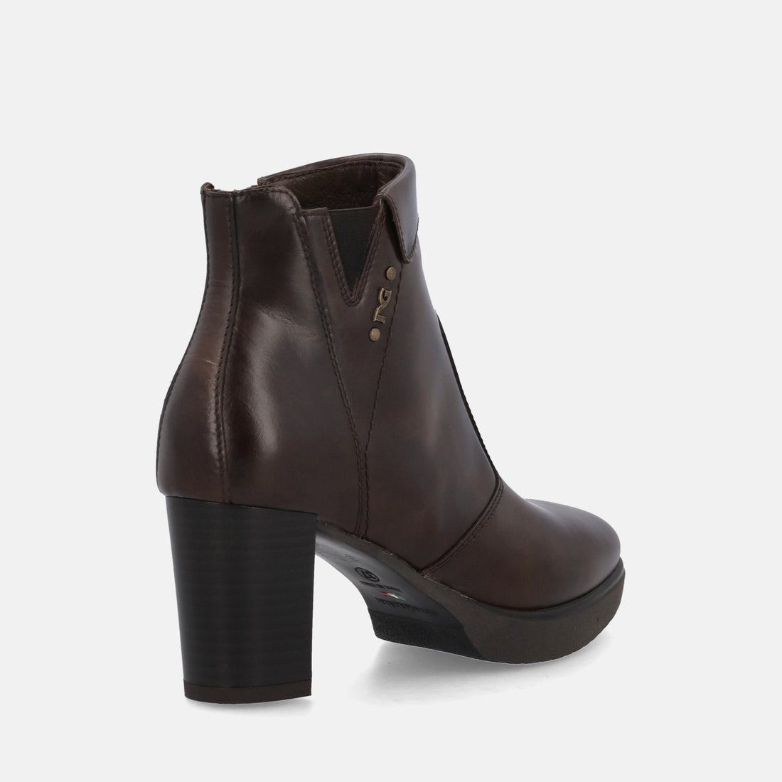 NERO GIARDINI TRONCHETTI