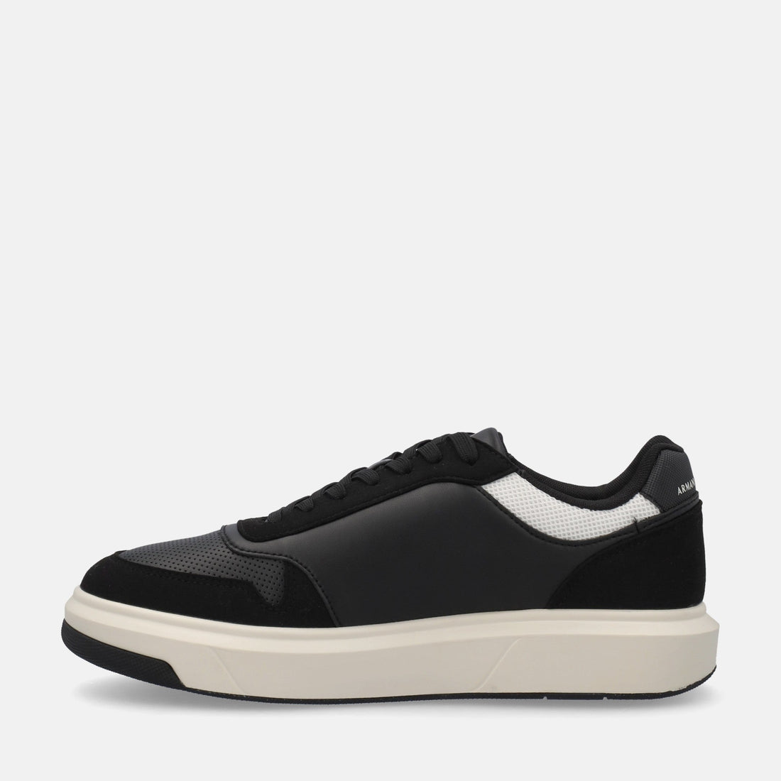 ARMANI EXCHANGE SNEAKERS