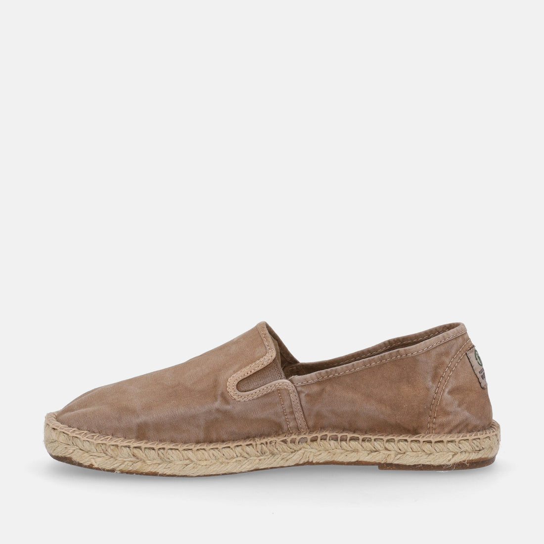 NATURAL WORLD SLIP-ON