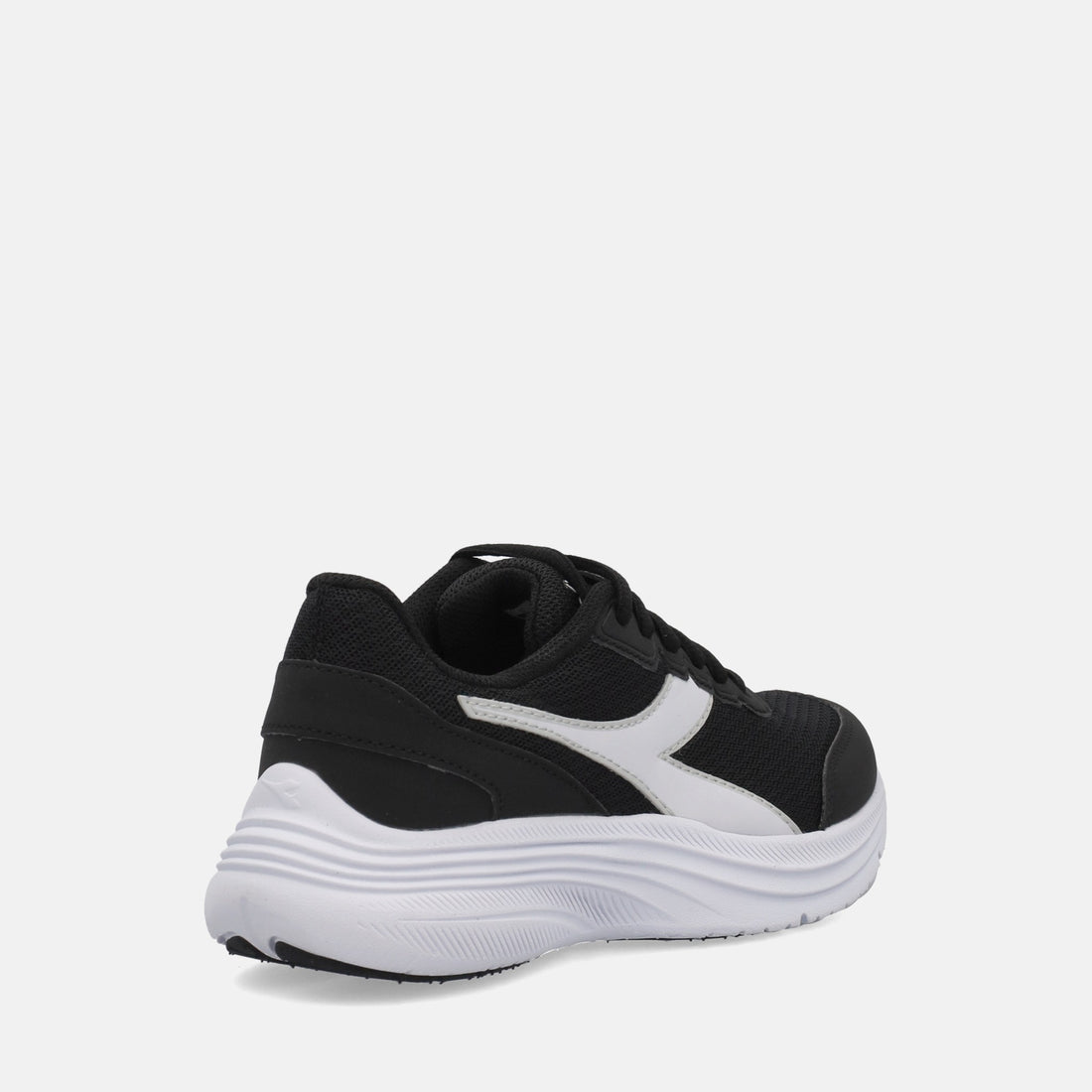 DIADORA EAGLE 9 W